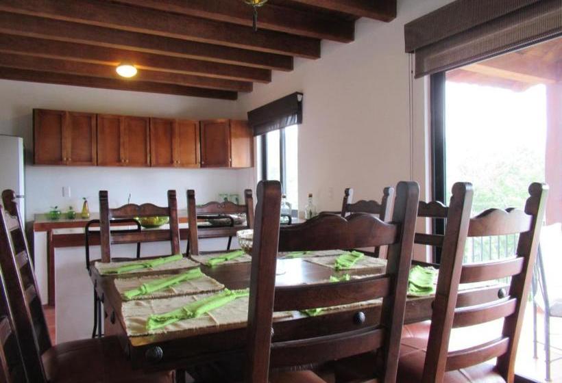 هتل Reserva La Cofradía