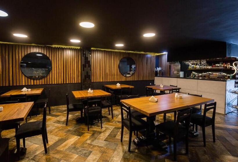 בית מלון כפרי Restaurant 1904