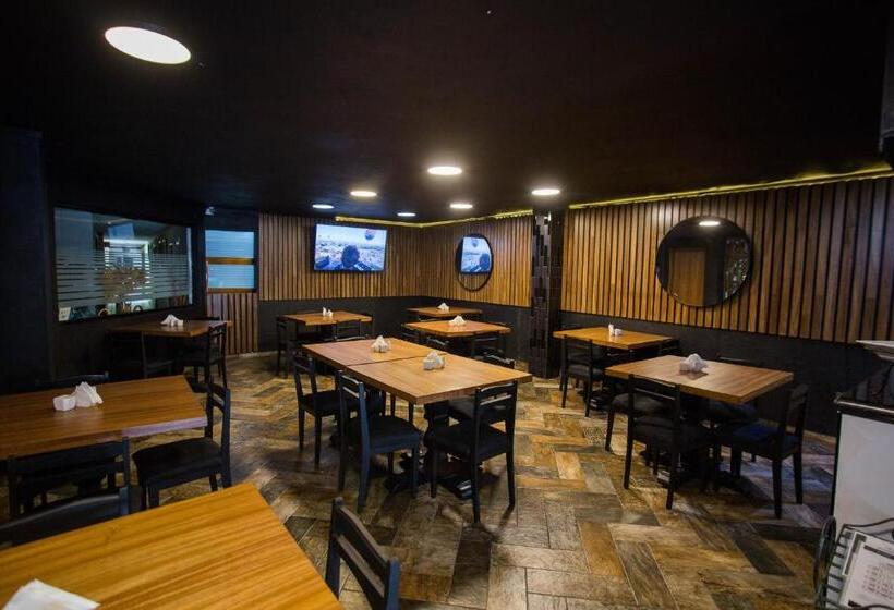 בית מלון כפרי Restaurant 1904