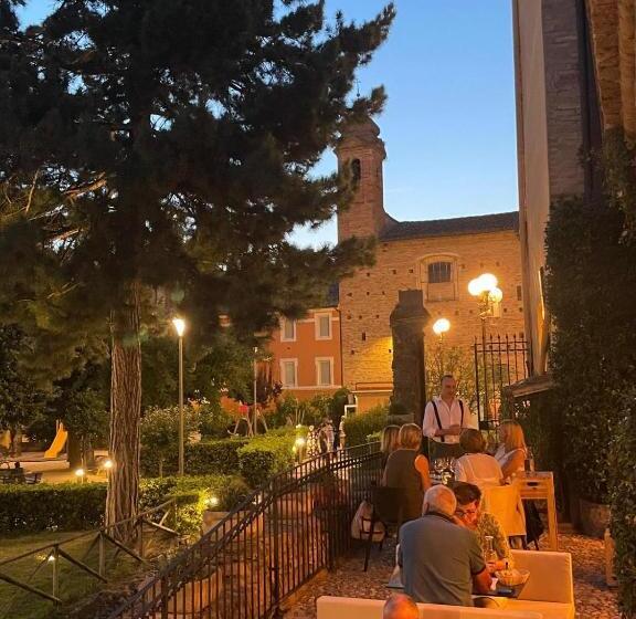 酒店 Ristorante La Ginestra