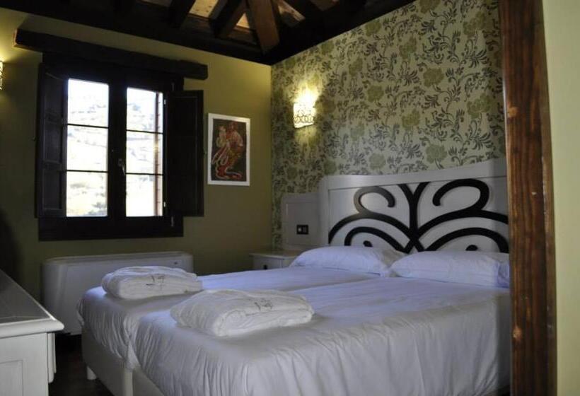 فندق ريفى Rural El Reundu