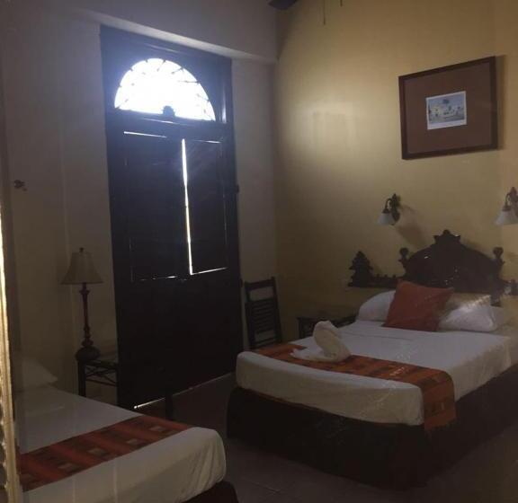 ホテル San Miguel Arcangel