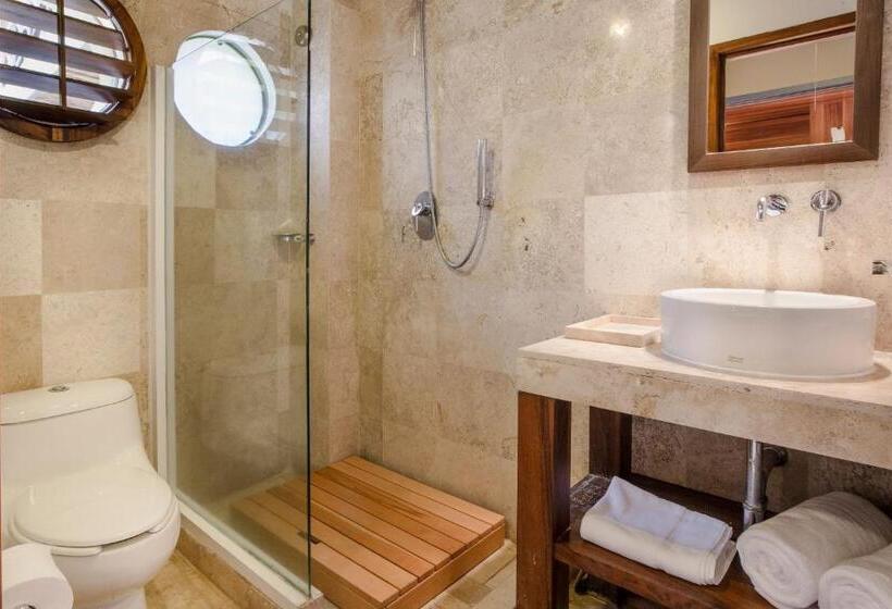 בית מלון כפרי Selina Sayulita