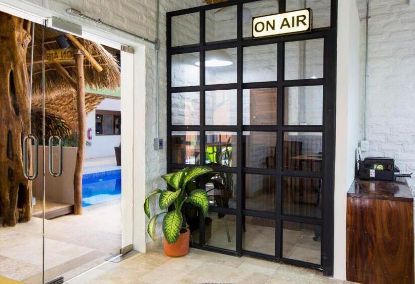 בית מלון כפרי Selina Sayulita