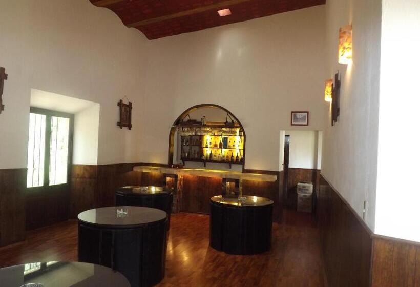 فندق Spa Hacienda Real La Nogalera