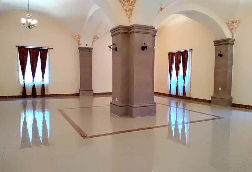 فندق Spa Hacienda Real La Nogalera