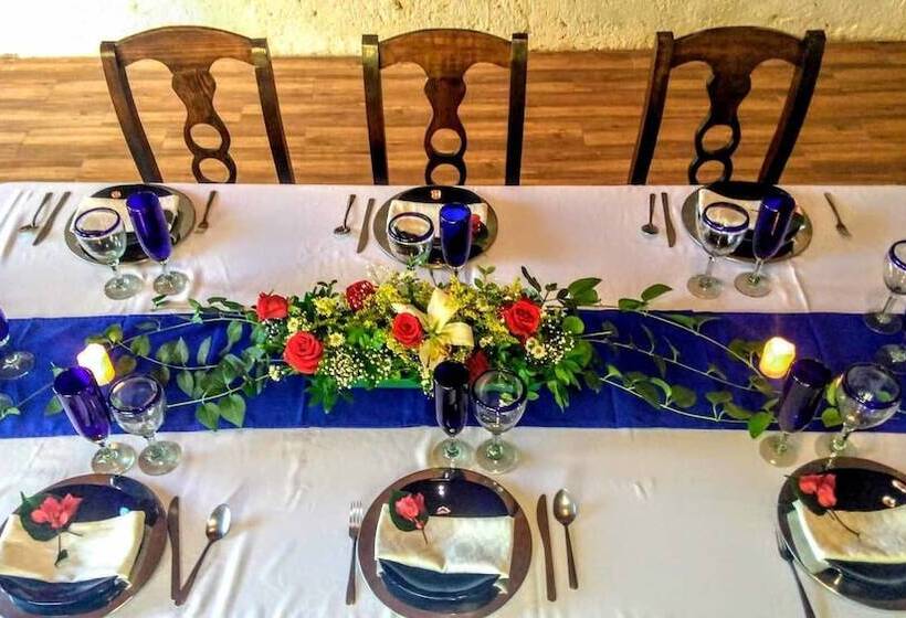 فندق Spa Hacienda Real La Nogalera