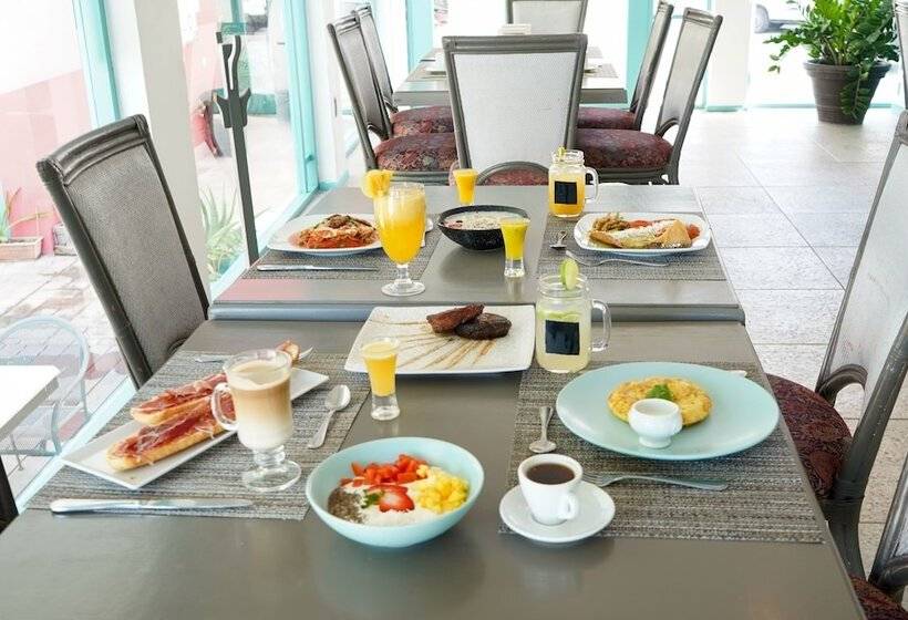 בית מלון כפרי & Suites Arges  Centro Chetumal