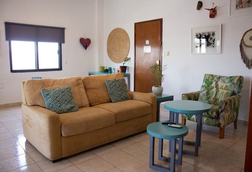 בית מלון כפרי & Suites Arges  Centro Chetumal