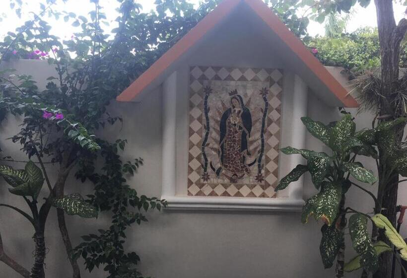 Отель Tuparenda