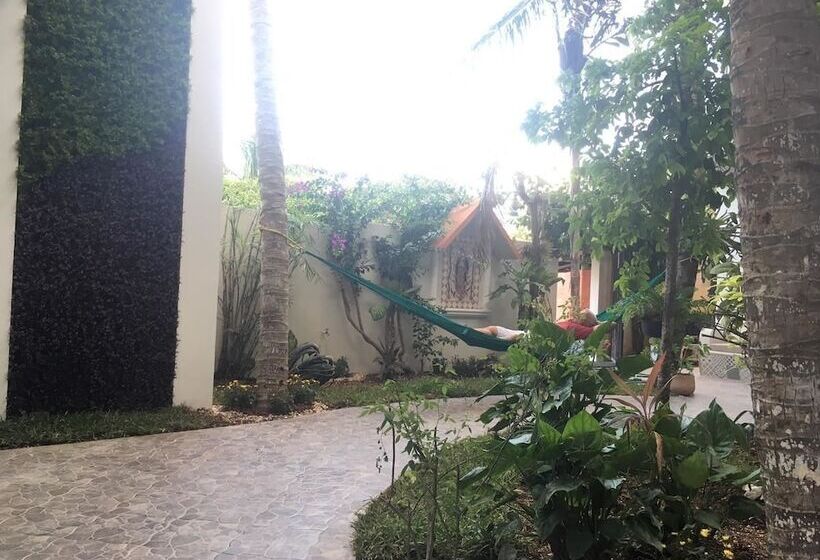 Отель Tuparenda