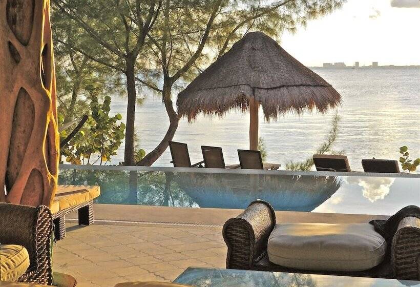 هتل Villa Encantada By Coco B Isla