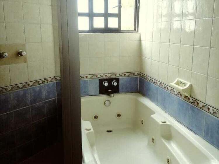 هتل Villa Manzanares