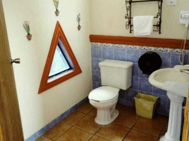 هتل Villa Manzanares