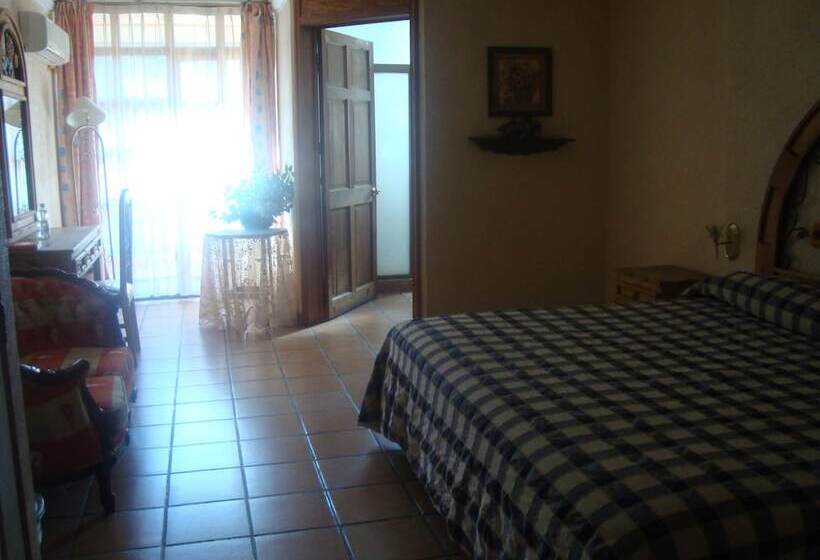 هتل Villa Manzanares