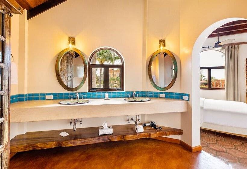 هتل Villa Santa Cruz