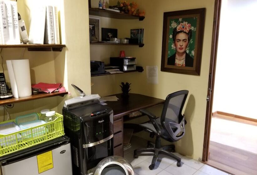 בית מלון כפרי Vogue