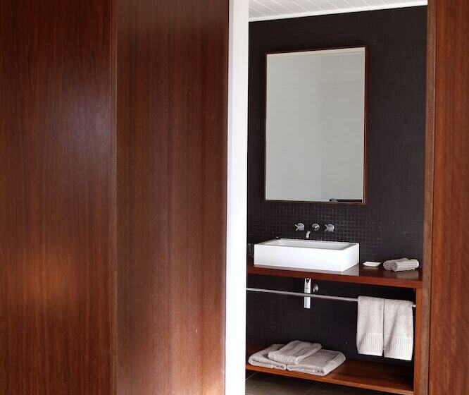 هتل Wildman Wilderness Lodge