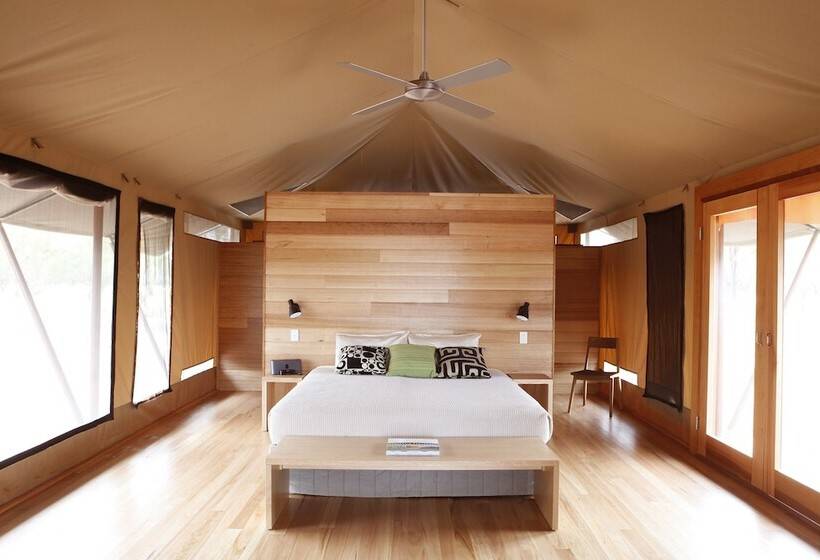 בית מלון כפרי Wildman Wilderness Lodge