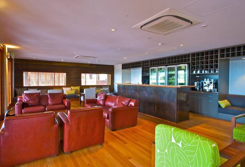 בית מלון כפרי Wildman Wilderness Lodge