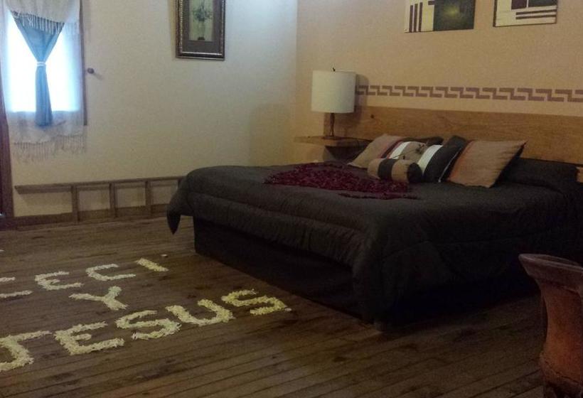 فندق La Vieja Casona