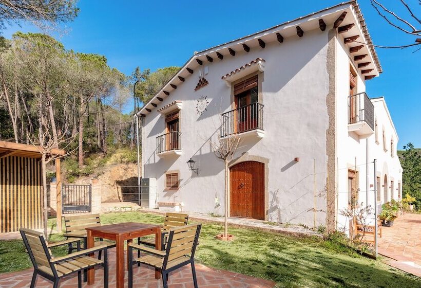 فندق صغير Masia Can Casas