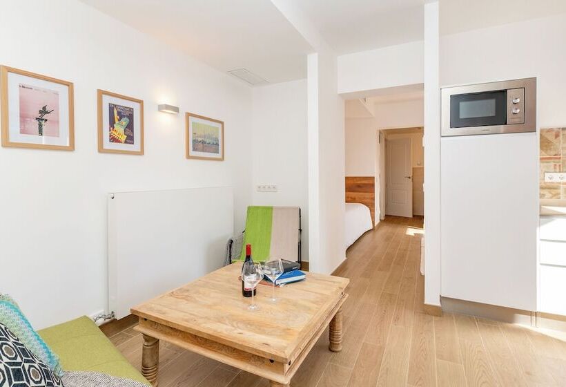 فندق صغير Masia Can Casas