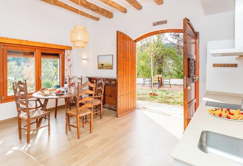הוסטל Masia Can Casas