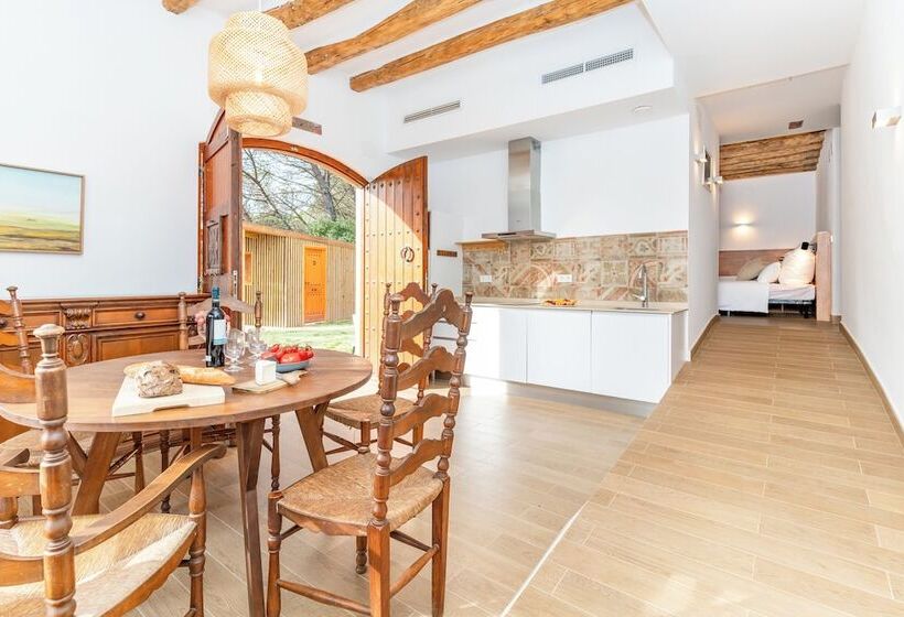 فندق صغير Masia Can Casas