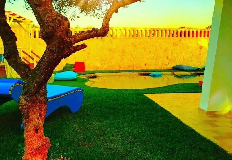 צימר Don Leonardo Private Pool Villas