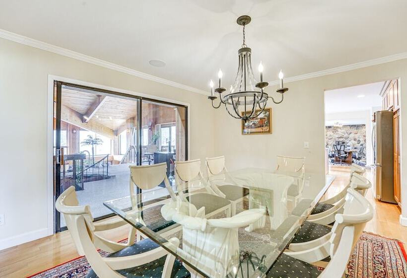 Bloomfield Retreat W/ Pool: 6 Mi To Riverside Park