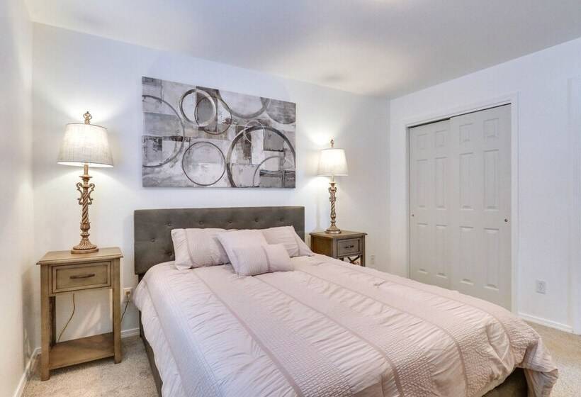 Charming Home W/ Patio: 3 Mi To Hayden Lake!