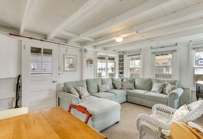 Charming Westbrook Cottage, Steps To Private Beach