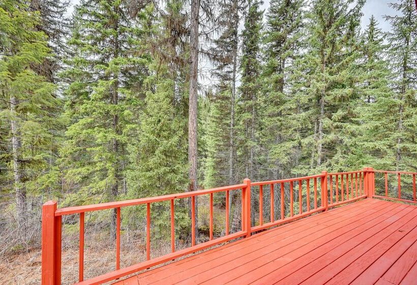 Cozy Bigfork Cabin W/ Canoes: Walk To Swan River!