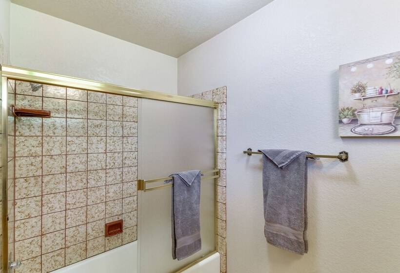 Cozy Cabin In Pine Mountain Lake Near Yosemite!