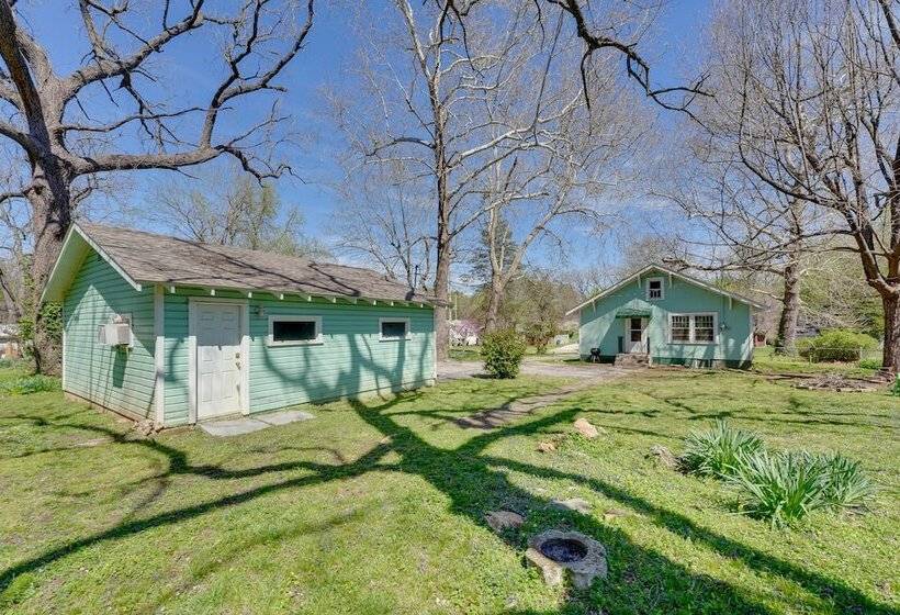 Dog Friendly Springfield Home < 1 Mi To Msu!
