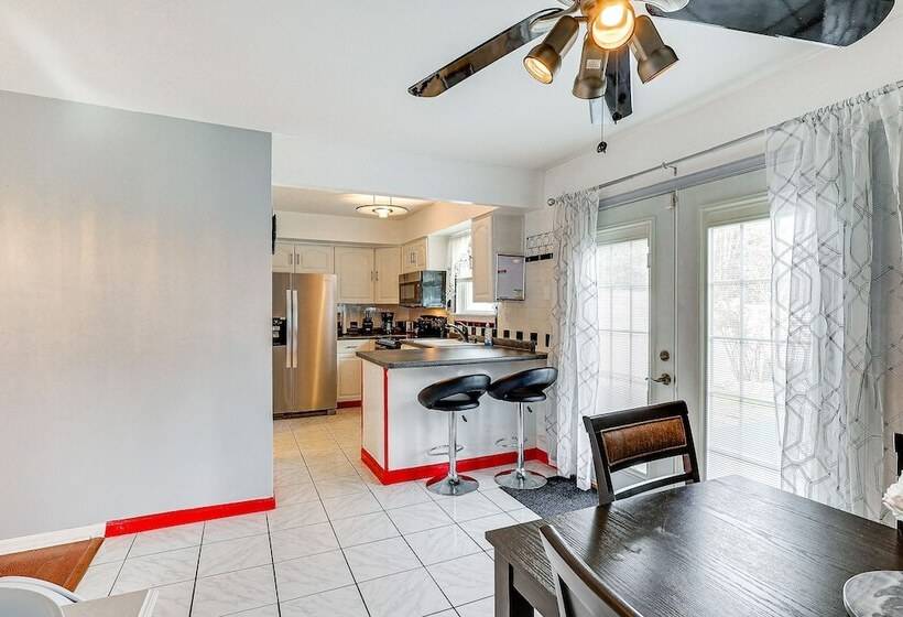 Dover Home   2 Mi To Delaware State University!