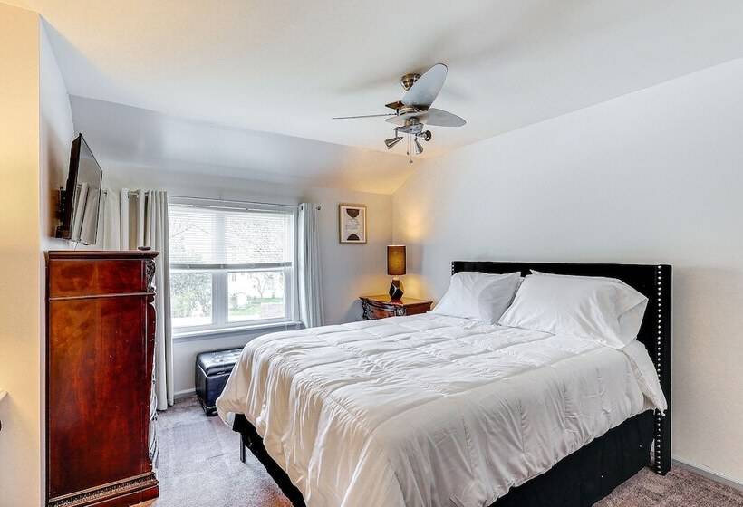 Dover Home   2 Mi To Delaware State University!