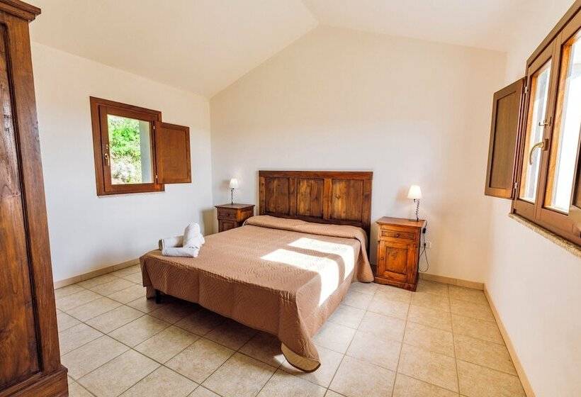 Li Scalitti Residence With Swimming Pool