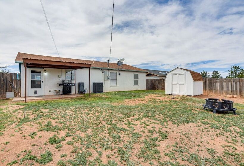 New Mexico Smart Home W/ Private Yard & Grill