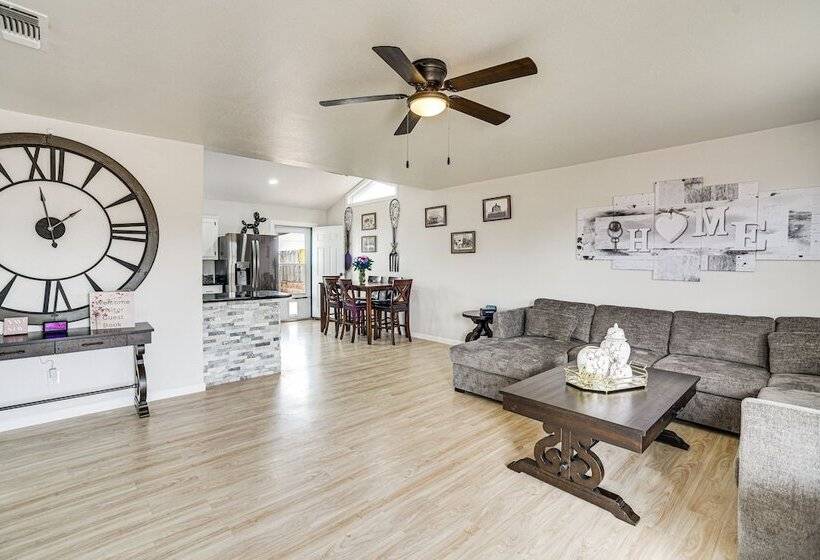 New Mexico Smart Home W/ Private Yard & Grill