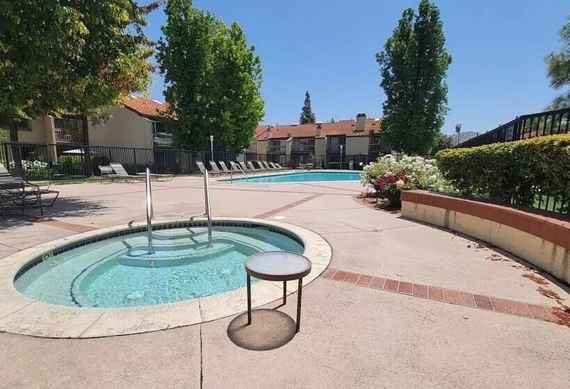 פנסיון Beysicair Vacation Homes