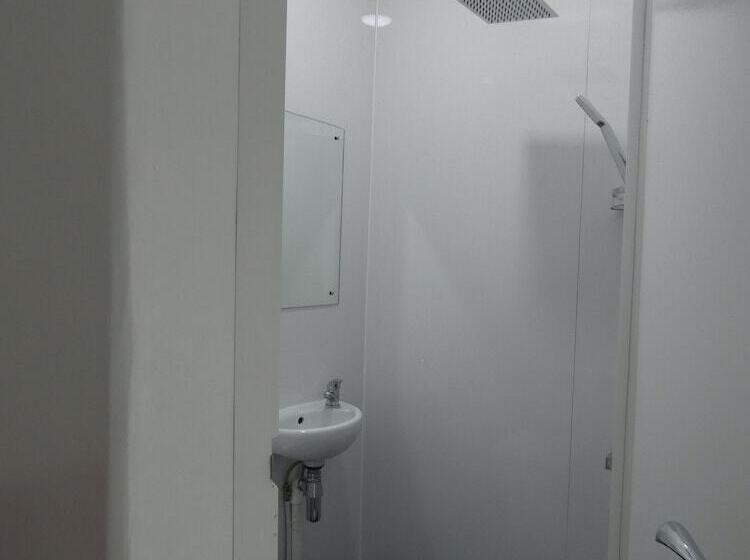 膳宿费 Elmbridge Road