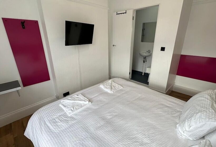 膳宿费 Elmbridge Road