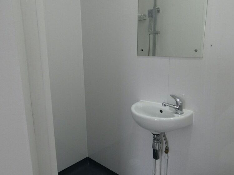 膳宿费 Elmbridge Road