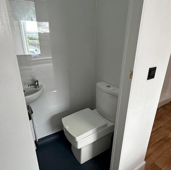 膳宿费 Elmbridge Road