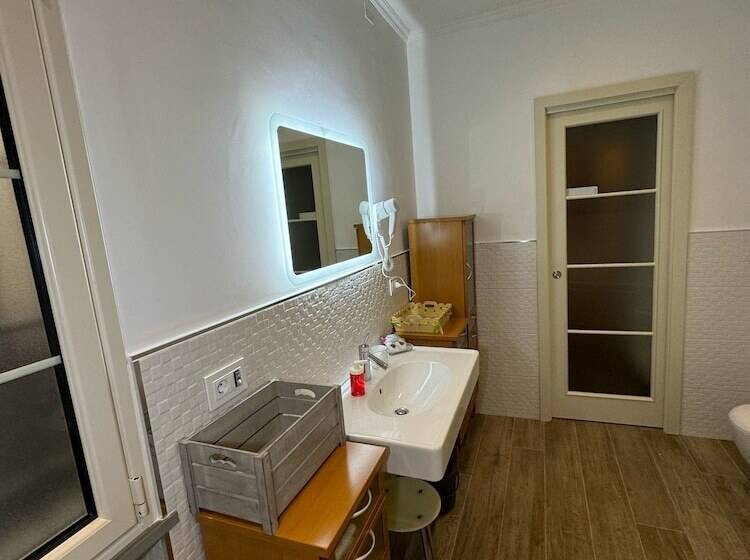 פנסיון La Dimora Di B.cairoli