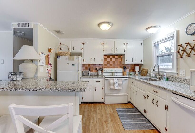 Pet Friendly Long Beach Island Home: Walk To Beach