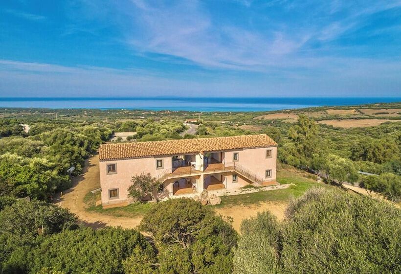 Residence Con Piscina A Badesi