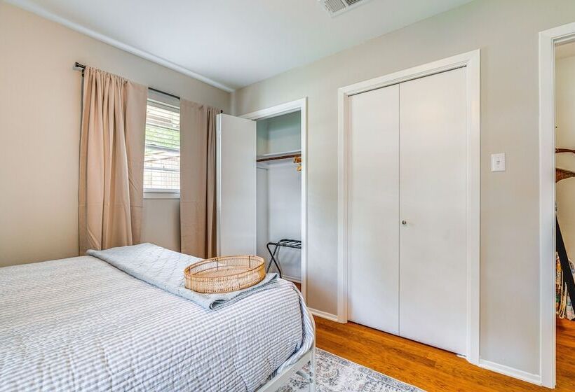 Pet Friendly Round Rock Home Near Dell Diamond!